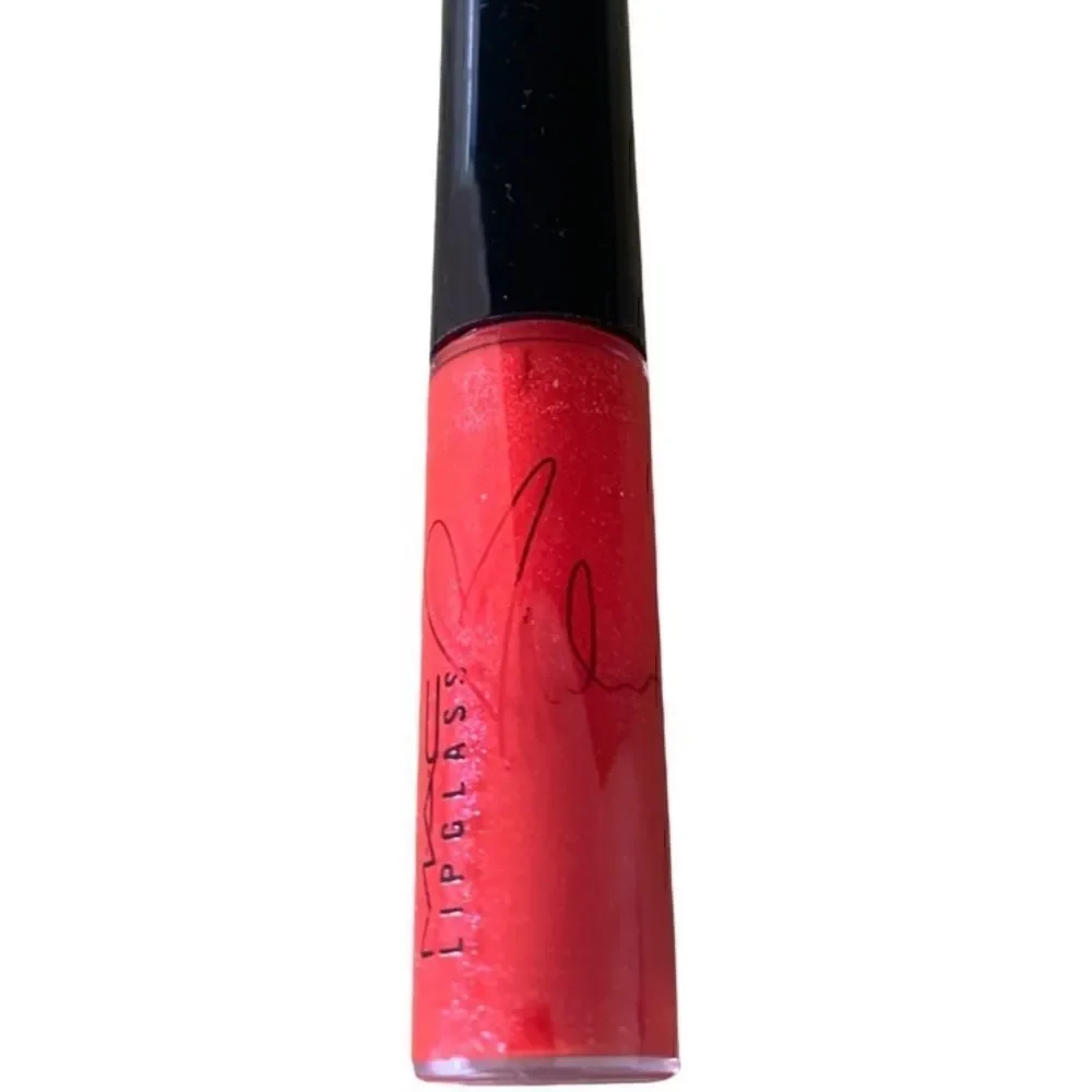 Viva glam Miley Cyrus 2 lip glass